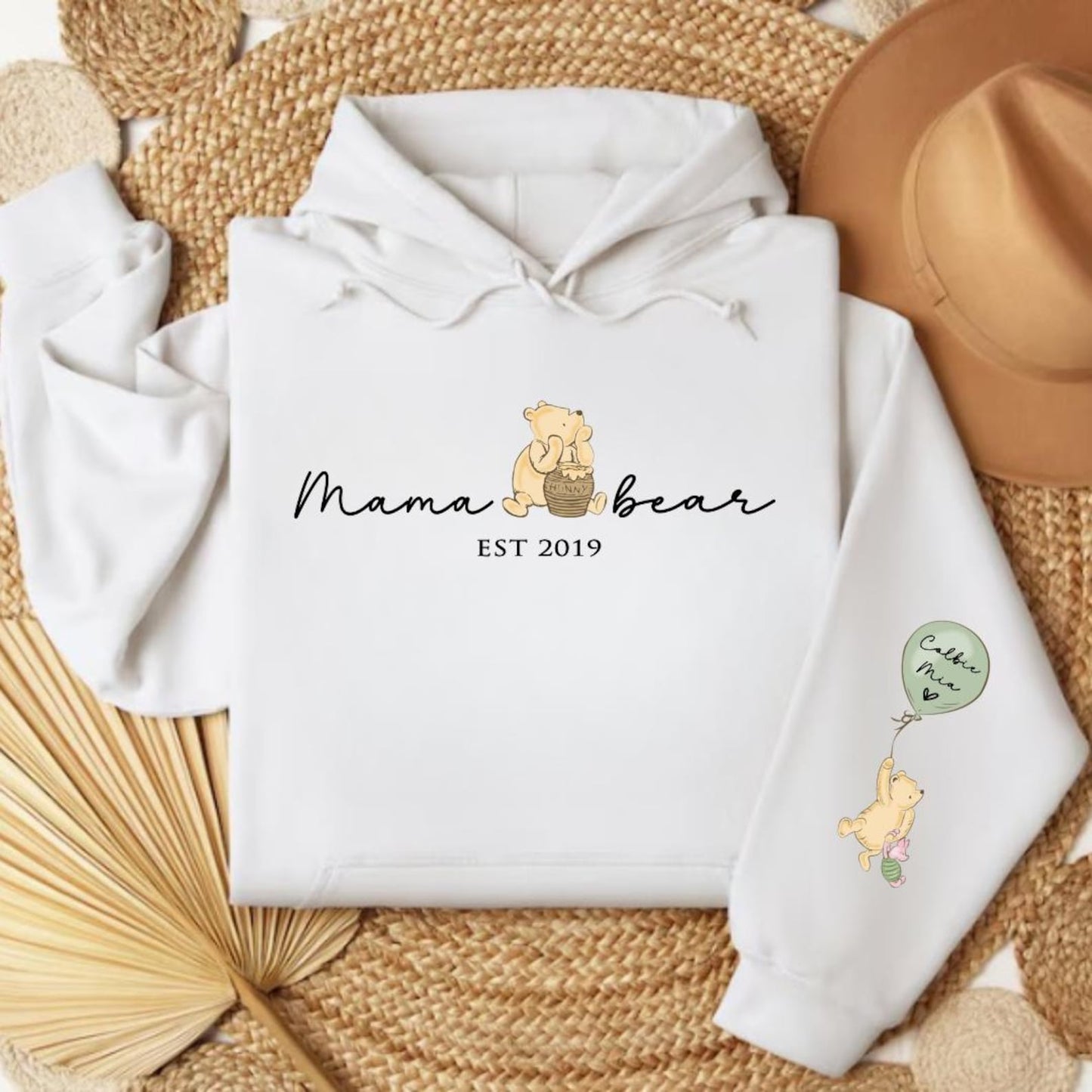 Mama Bear Sweatshirt hoodie. Gepersonaliseerde Mum Hoodie met kindernamen. Sweatshirt cadeau voor Mum. Mama Bear top.