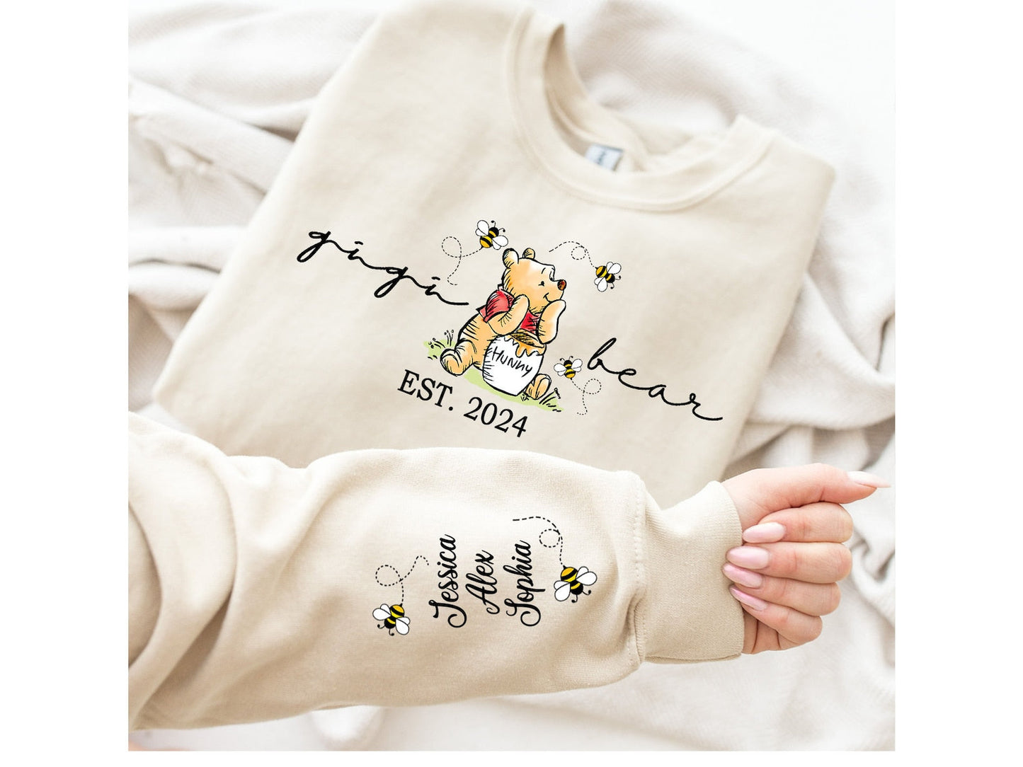 Aangepaste Mama Bear Sweatshirt, Mama Est met kindernaam op mouw Sweatshirt, gepersonaliseerde mama sweatshirt, Nana, oma, Gigi, Moederdag shirt
