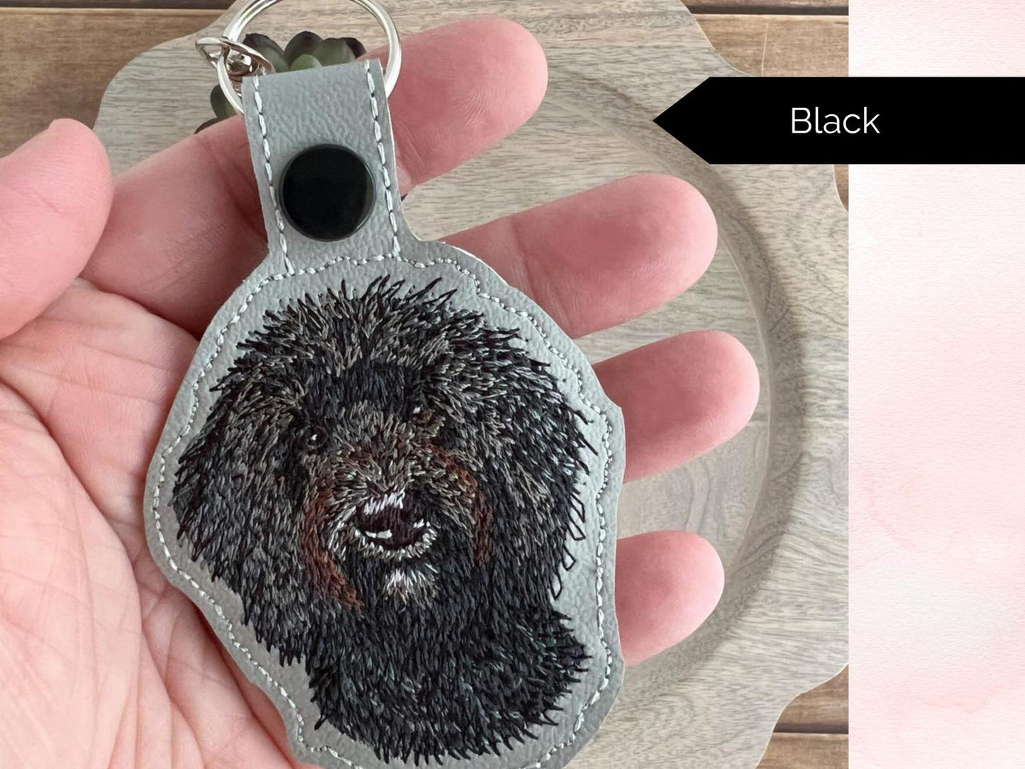 Geborduurde Goldendoodle En Labradoodle Sleutelhanger - Realistische Doodle Hond Sleutelhanger, Meerdere Kleuren, Perfect Cadeau Voor Hondenliefhebbers