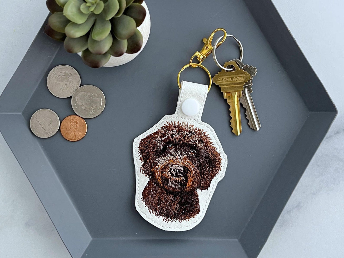 Geborduurde Goldendoodle En Labradoodle Sleutelhanger - Realistische Doodle Hond Sleutelhanger, Meerdere Kleuren, Perfect Cadeau Voor Hondenliefhebbers
