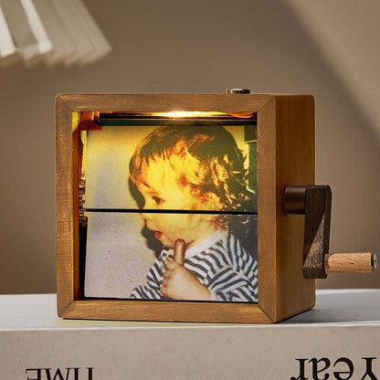 Aangepast flipboek voor het eerste jaar van je baby - met de hand te bedienen animatiebox voor fotoherinneringen