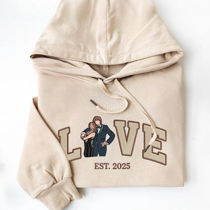 Geborduurde Hoodie Op Maat Met Portret Van Een Koppel en Jubileumdatum