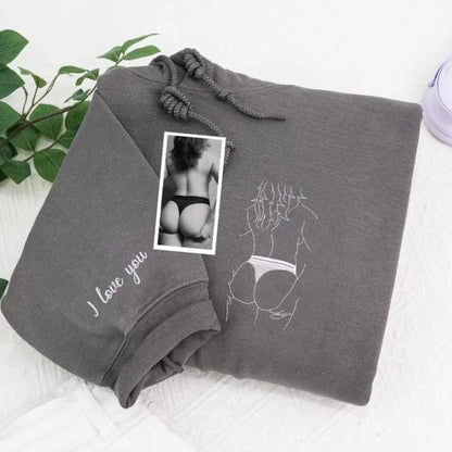 Handgemaakte hoodie met liefdesbrief - Gepersonaliseerd borduurwerk voor een uniek romantisch cadeau