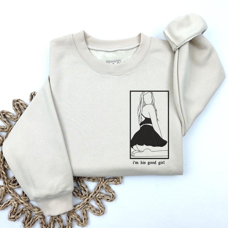 Handgemaakte hoodie met liefdesbrief - Gepersonaliseerd borduurwerk voor een uniek romantisch cadeau