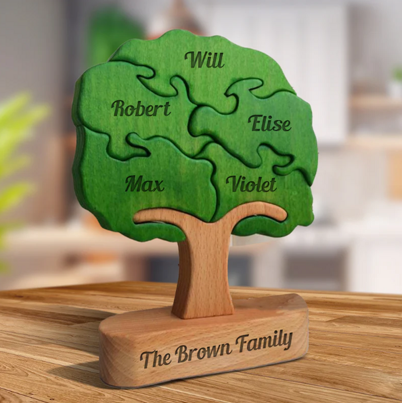 Gepersonaliseerde stamboom houten puzzel. Warm kerstcadeau voor het hele gezin