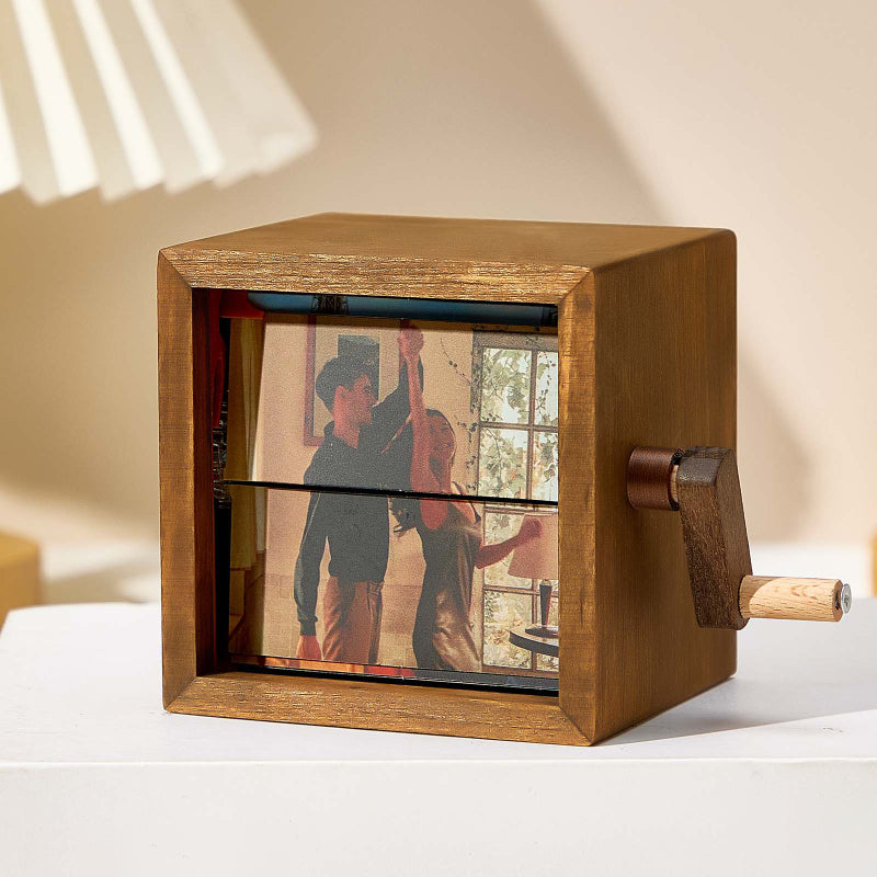 Unieke huwelijkscadeaus - Aangepaste fotoflipboekanimatiemachine met handzwengel en licht