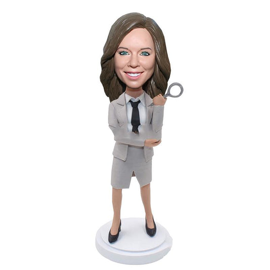 Maak een bobblehead-pop met een vergrootglas