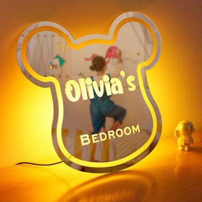 Gepersonaliseerde Olivia's slaapkamer spiegellicht kindercadeau