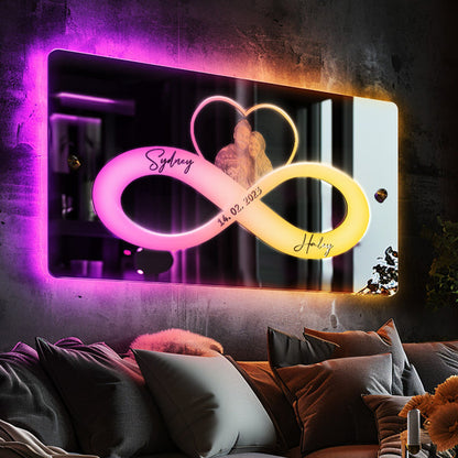 Gepersonaliseerde foto en datumnaam Spiegellicht Infinity Hart Paar Wanddecoraties voor geliefden