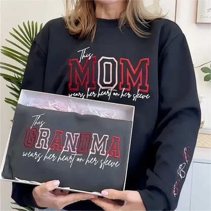 Op maat geborduurd Mom Holds The Whole Family Together Sweatshirt Moederdagcadeau