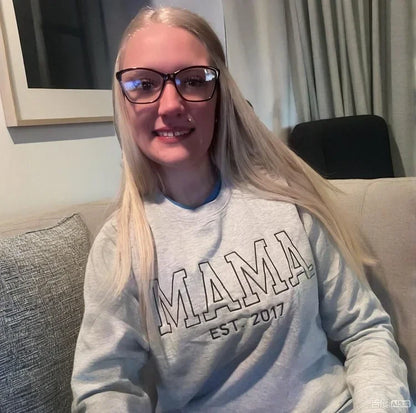 Familieportret langmouden trui zonder capuchon gepersonaliseerde familie-illustratie bijpassende set