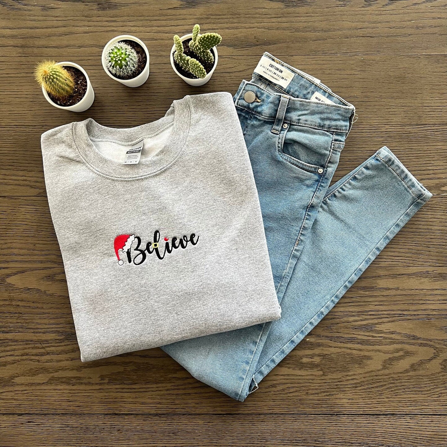 Believe Sweatshirt, Besticktes Shirt, Frohe Weihnachten Shirt, Weihnachtsshirt, Weihnachtsmütze, Weihnachtsbaum, Familien Weihnachtsshirts