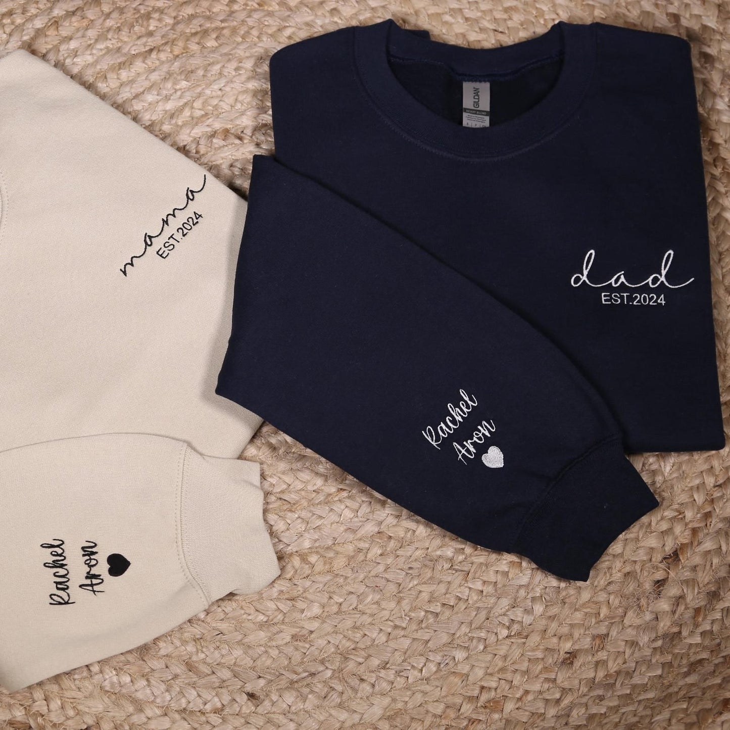 Aangepaste Geborduurde Mama & Papa Sweatshirt, Gepersonaliseerde Bijpassende Mama Papa Hoodie Met Namen Op De Mouw, Babyshower Outfit, Nieuwe Mama Papa Cadeaus