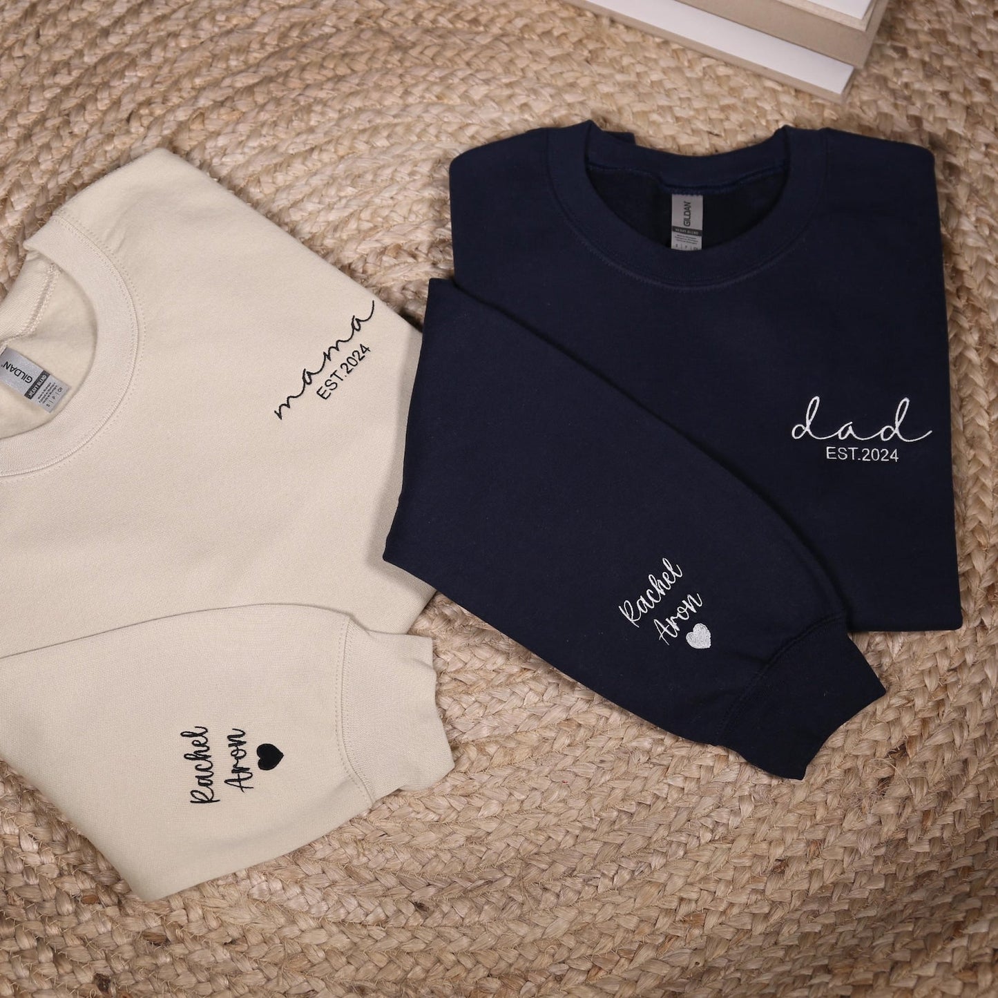 Aangepaste Geborduurde Mama & Papa Sweatshirt, Gepersonaliseerde Bijpassende Mama Papa Hoodie Met Namen Op De Mouw, Babyshower Outfit, Nieuwe Mama Papa Cadeaus